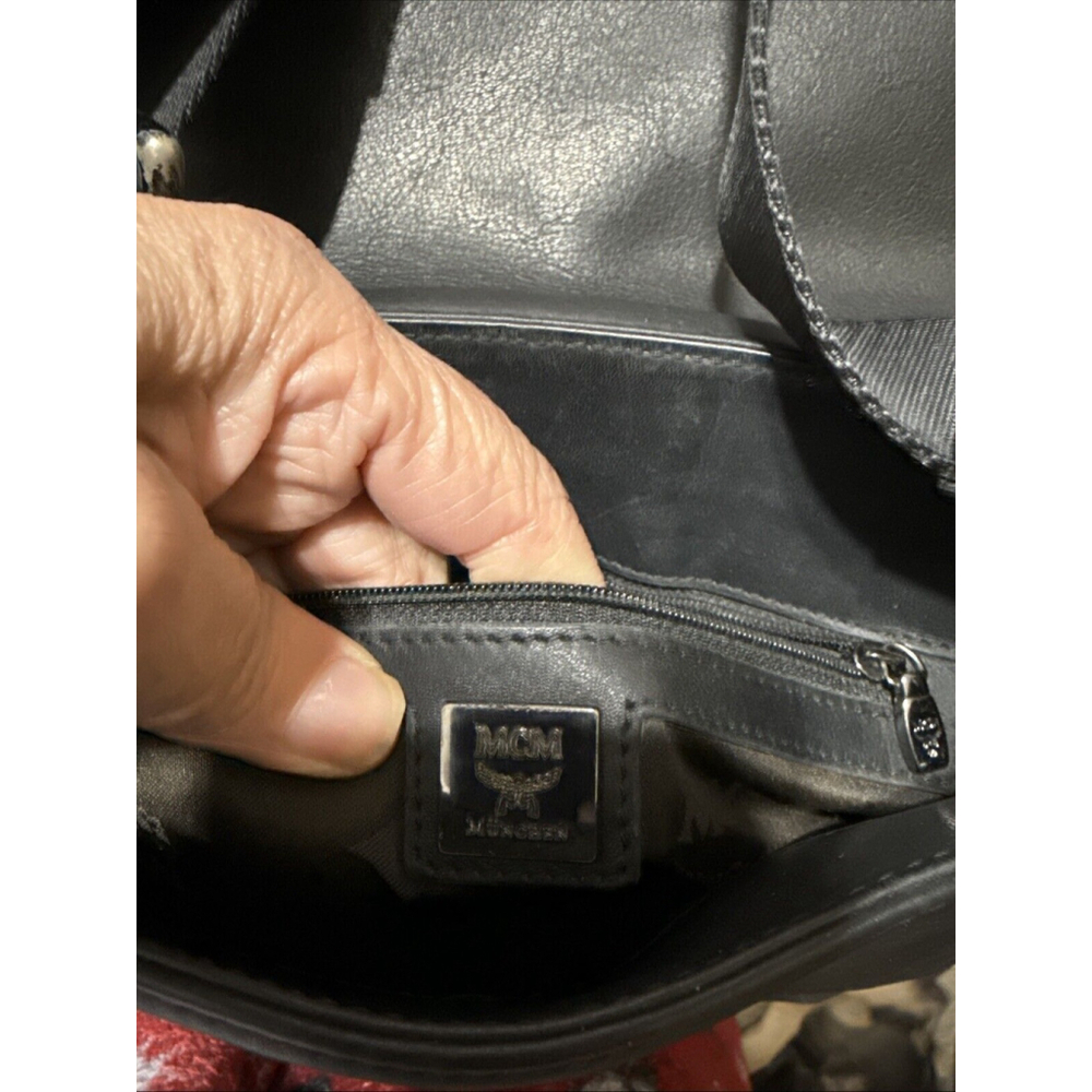 MCM Crossbody Leather Black Messenger Handbag Unisex - Picture 14 of 17